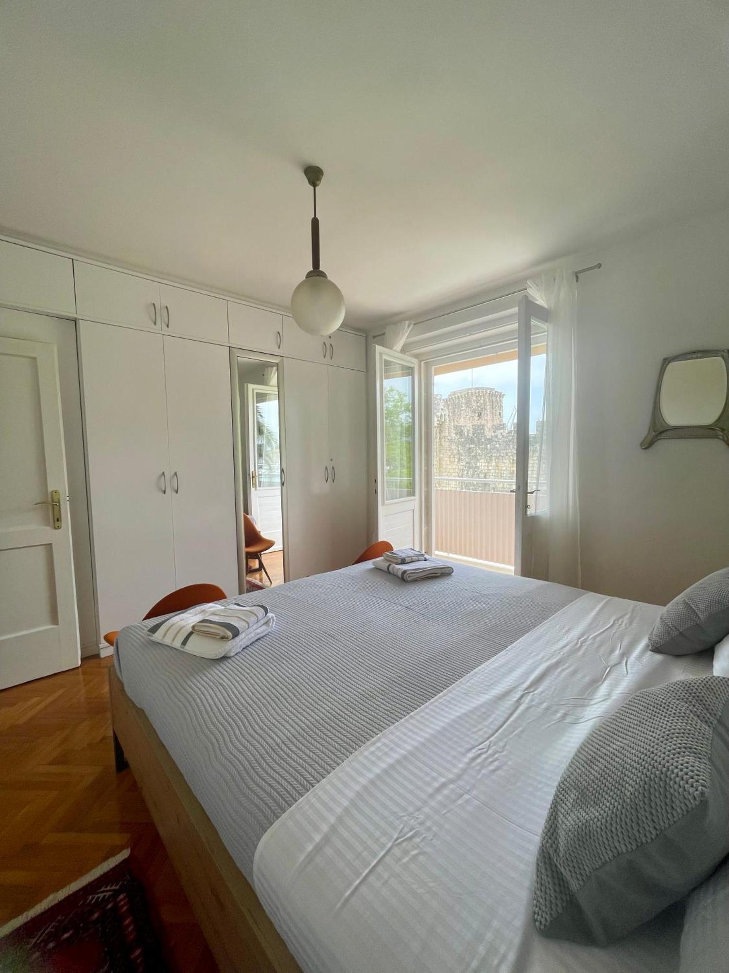 Dinka Old Town Apartment With Sea View Trogir Exterior foto